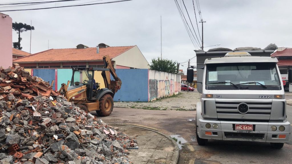 Locação de Caçambas no Bairro São Francisco em Curitiba